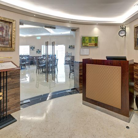 Golden Tulip Hotel Al Barsha Dubai Exterior foto