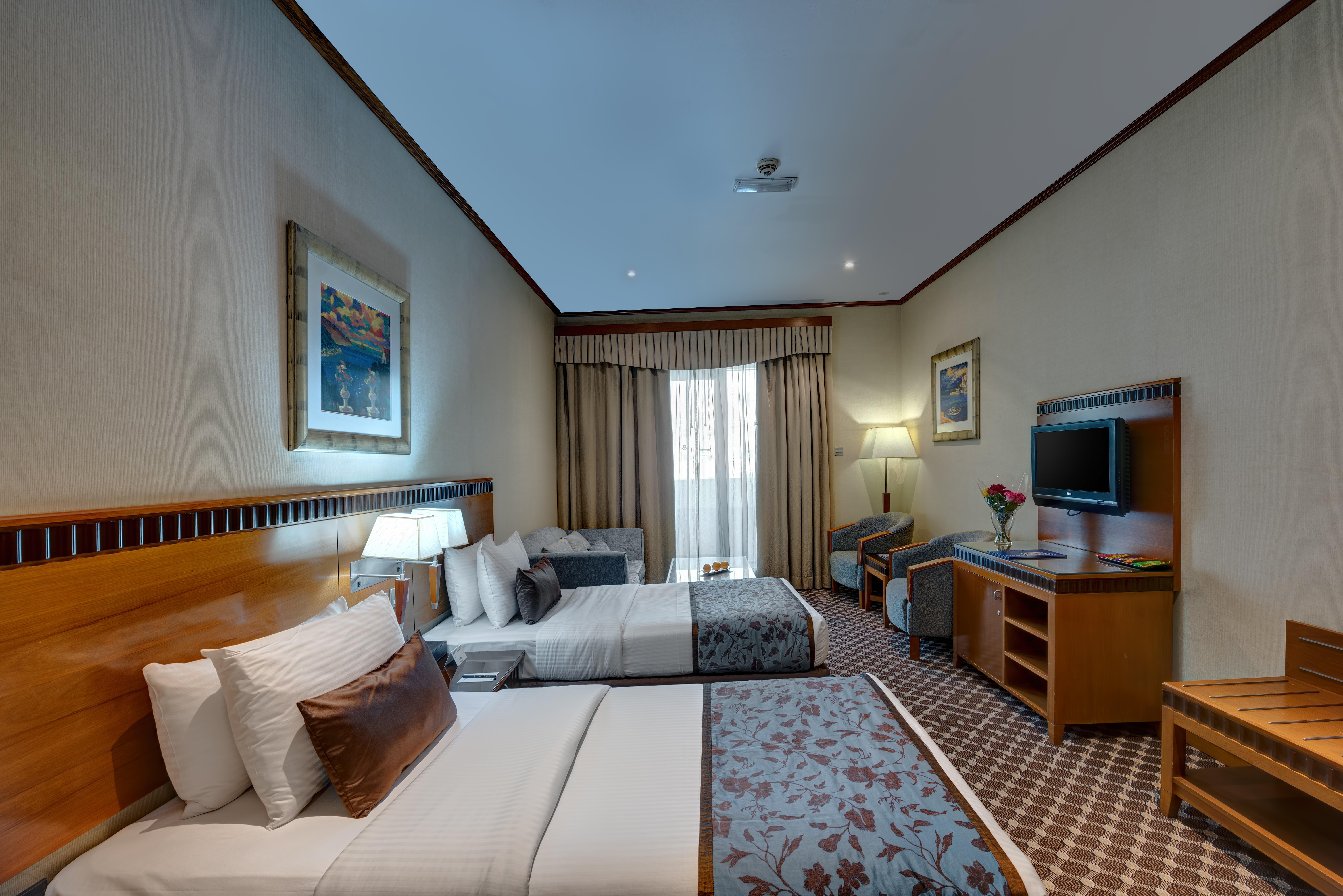 Golden Tulip Hotel Al Barsha Dubai Exterior foto