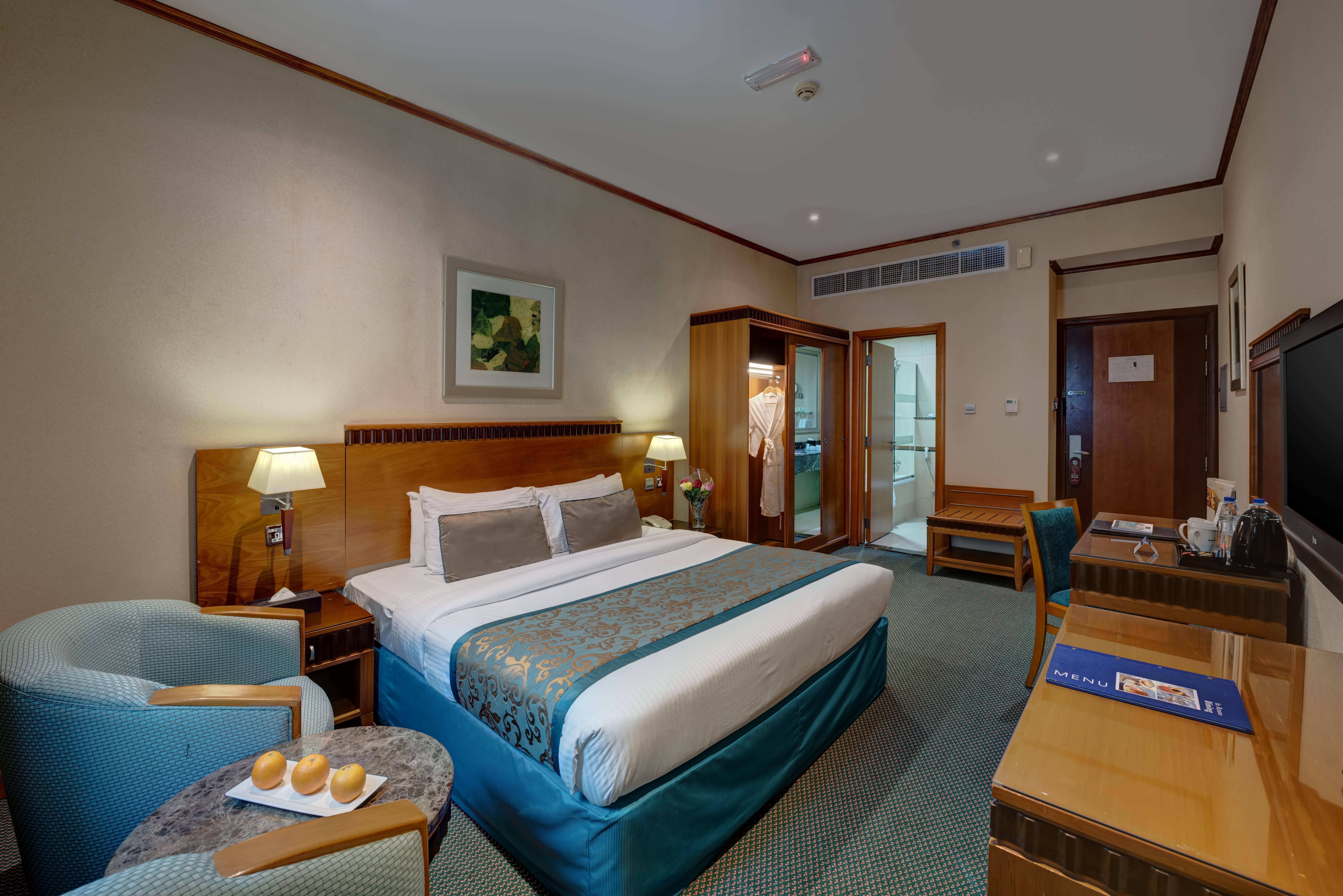 Golden Tulip Hotel Al Barsha Dubai Exterior foto