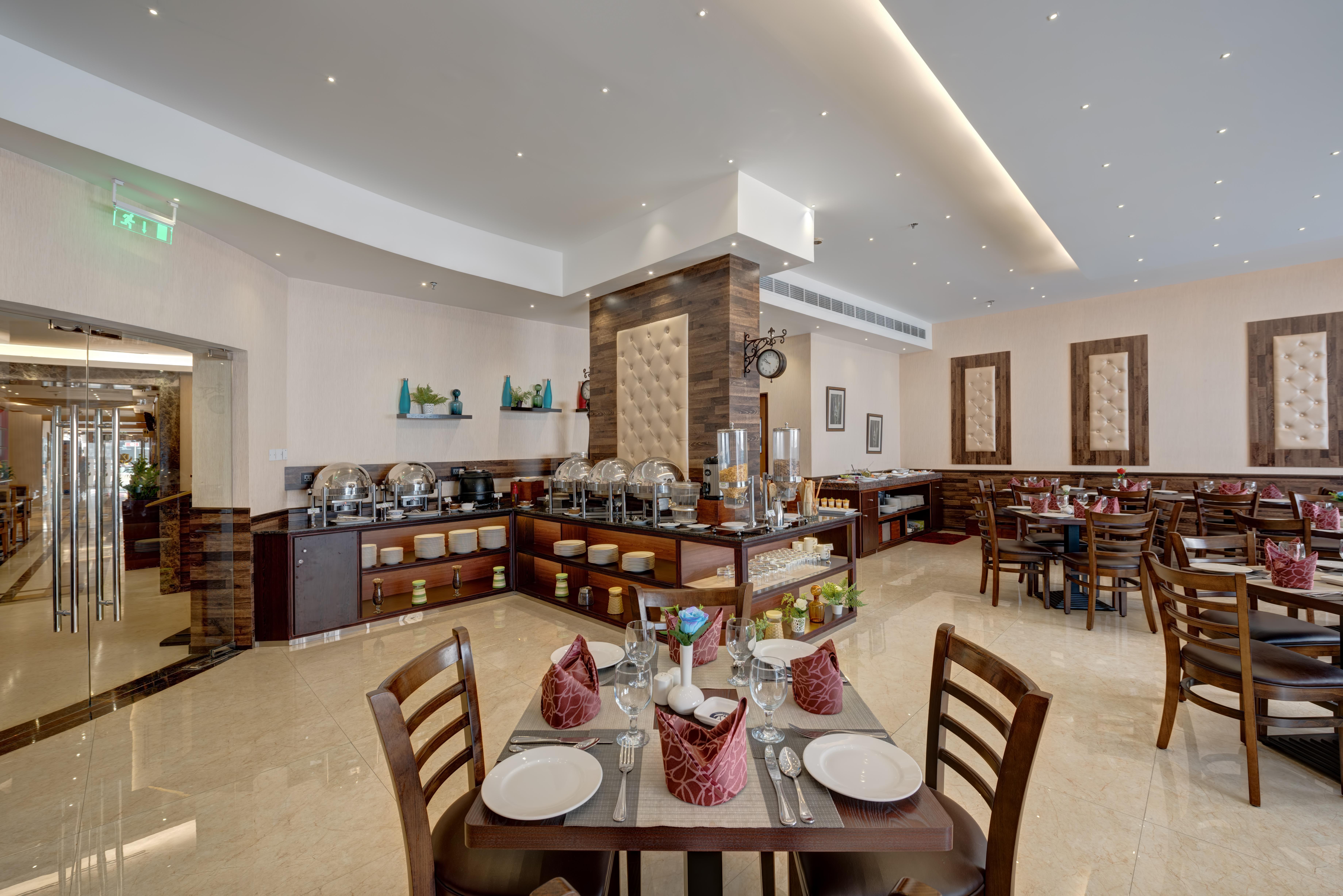 Golden Tulip Hotel Al Barsha Dubai Exterior foto