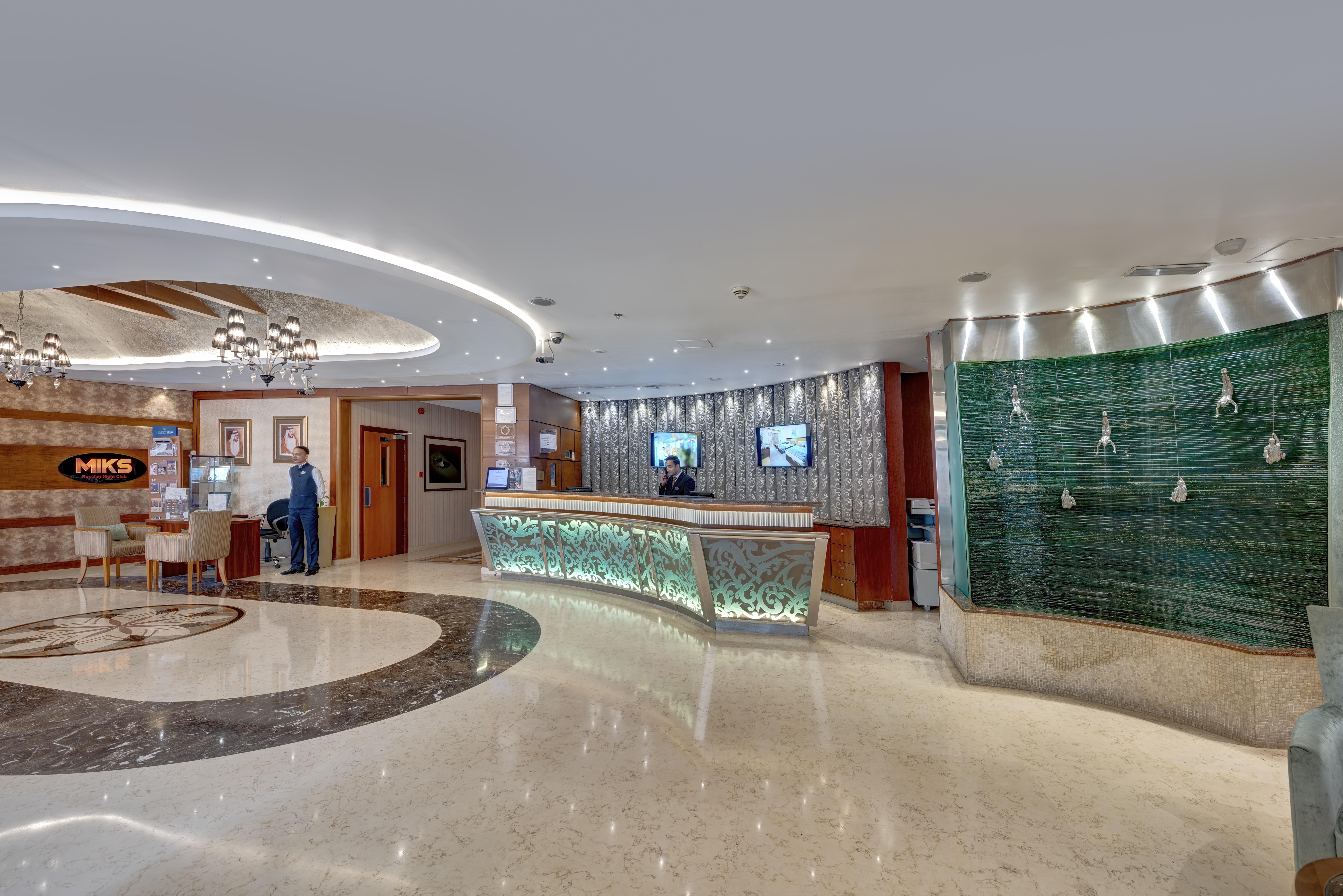 Golden Tulip Hotel Al Barsha Dubai Exterior foto