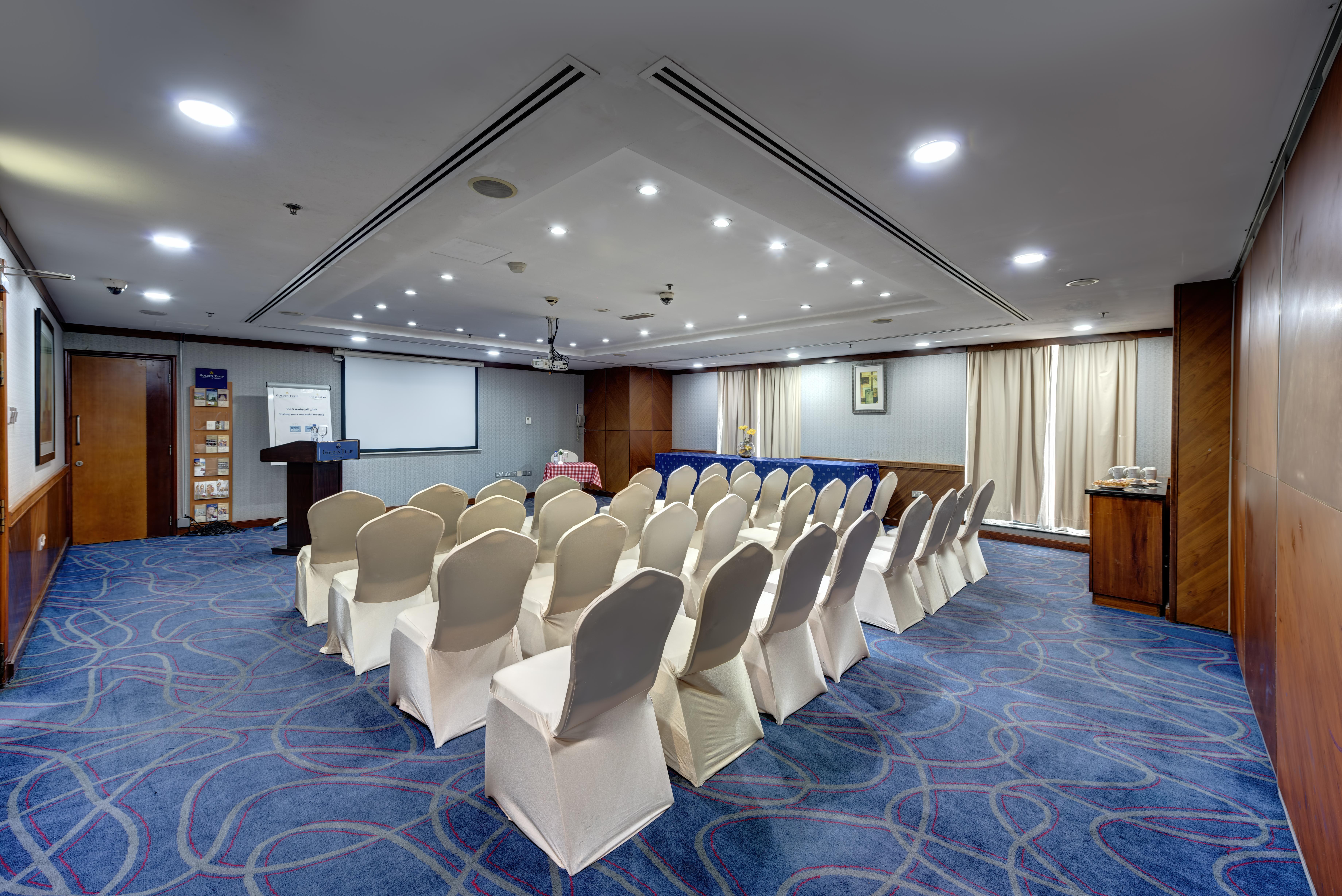 Golden Tulip Hotel Al Barsha Dubai Exterior foto